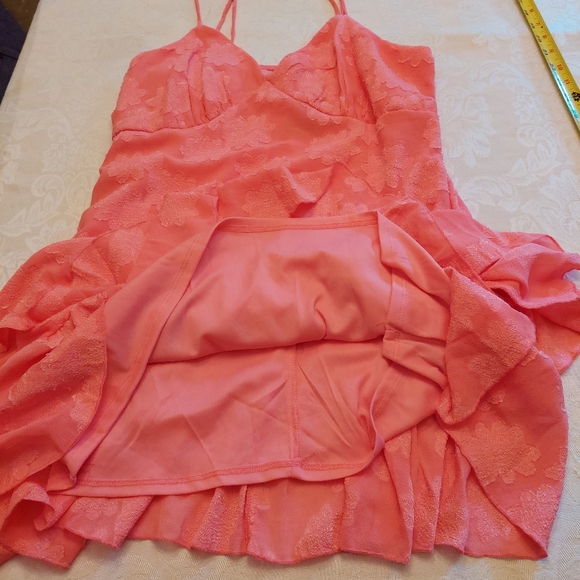 Wild Fable tiered ruffle coral- pink spaghetti strap mini dress cottagecore. M - Picture 8 of 11